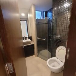 East Galleria (D15), Apartment #482575431